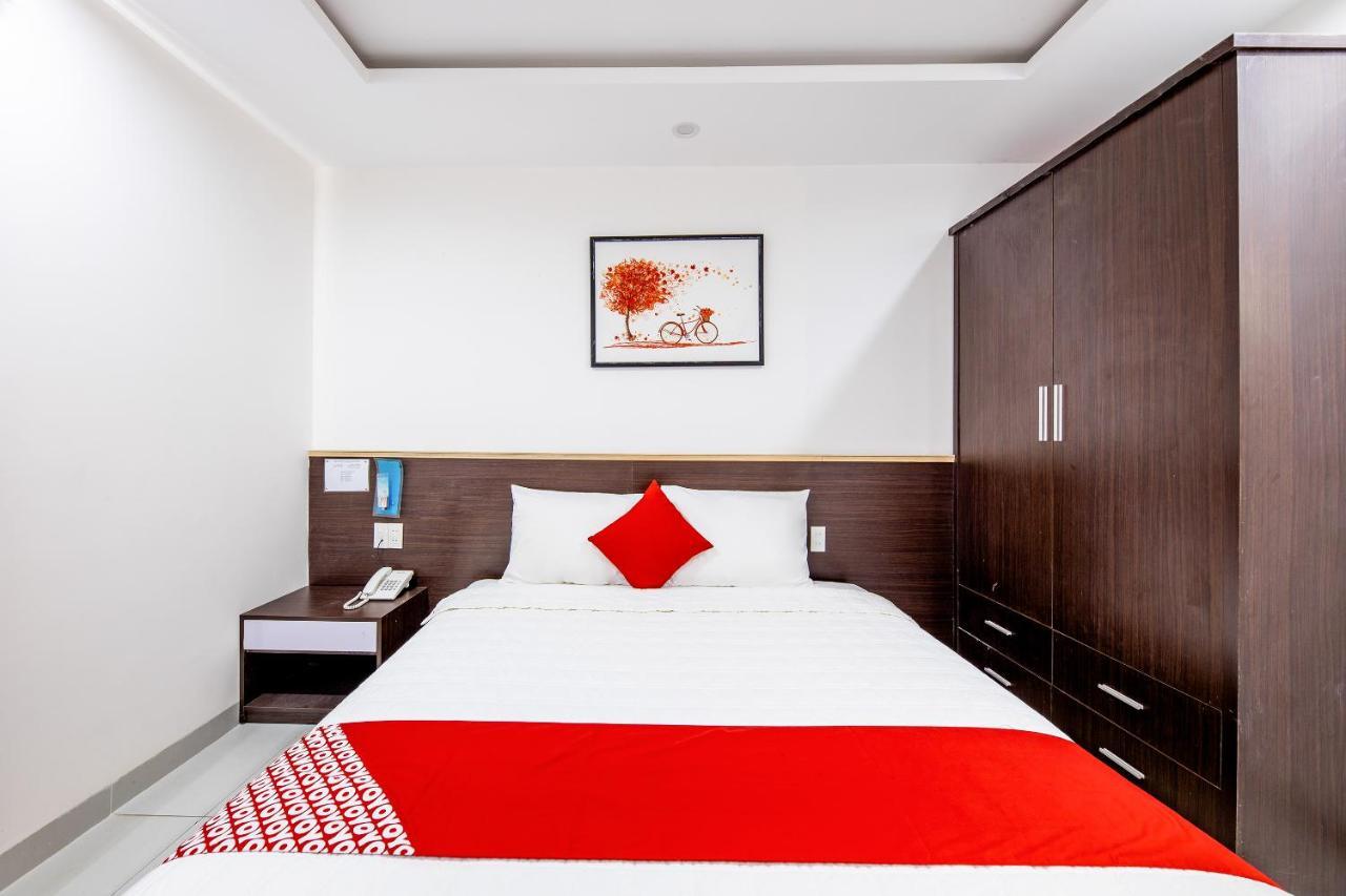 OYO 372 Vy Hà Hotel Thành Pho Ho Chí Minh Esterno foto