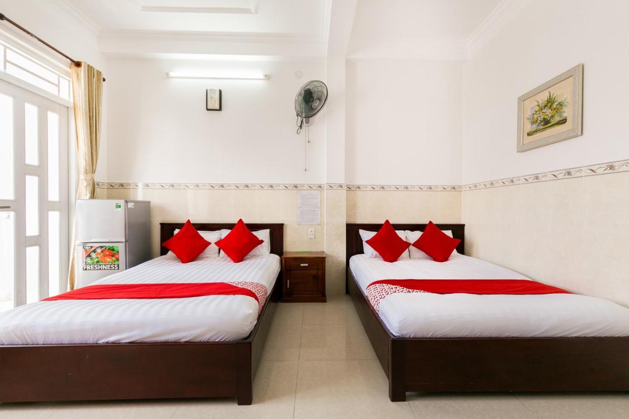 OYO 372 Vy Hà Hotel Thành Pho Ho Chí Minh Esterno foto