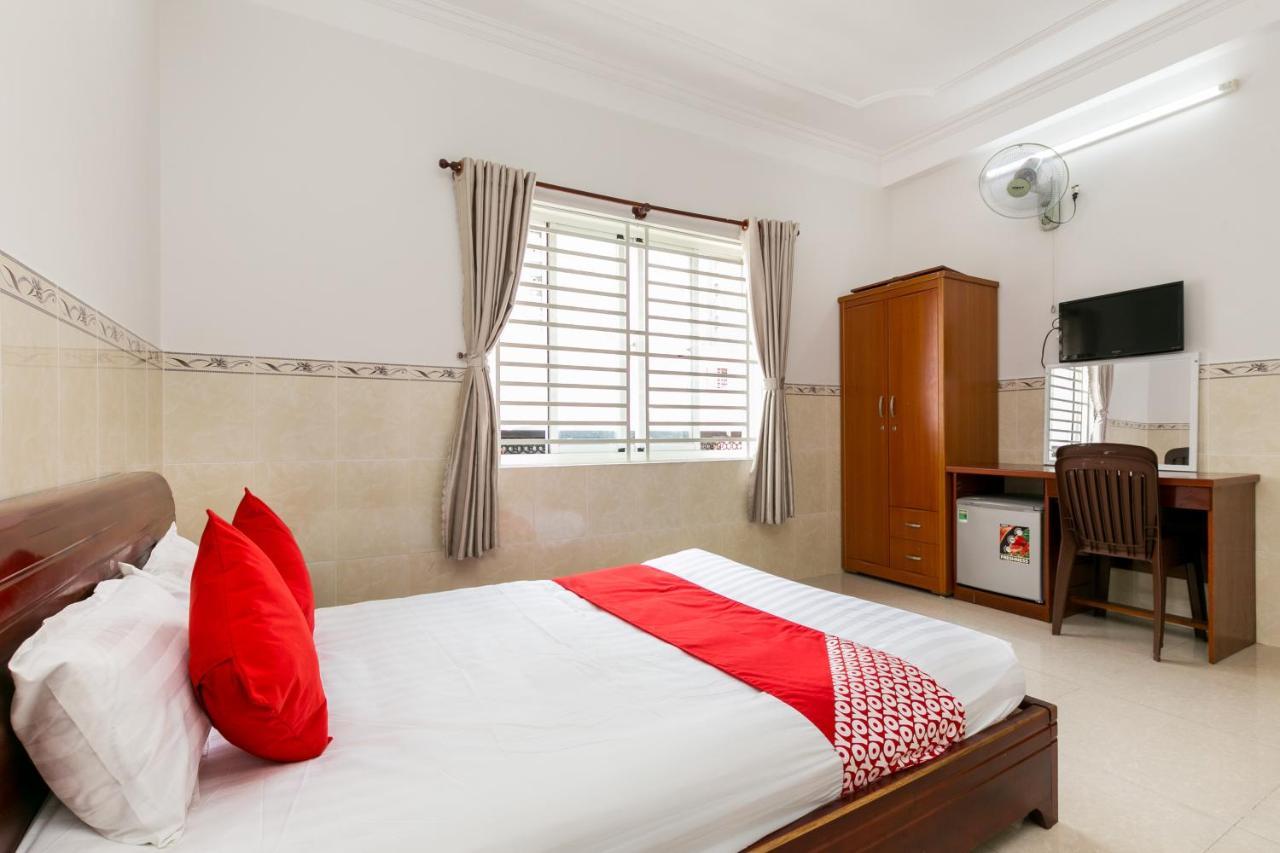 OYO 372 Vy Hà Hotel Thành Pho Ho Chí Minh Esterno foto