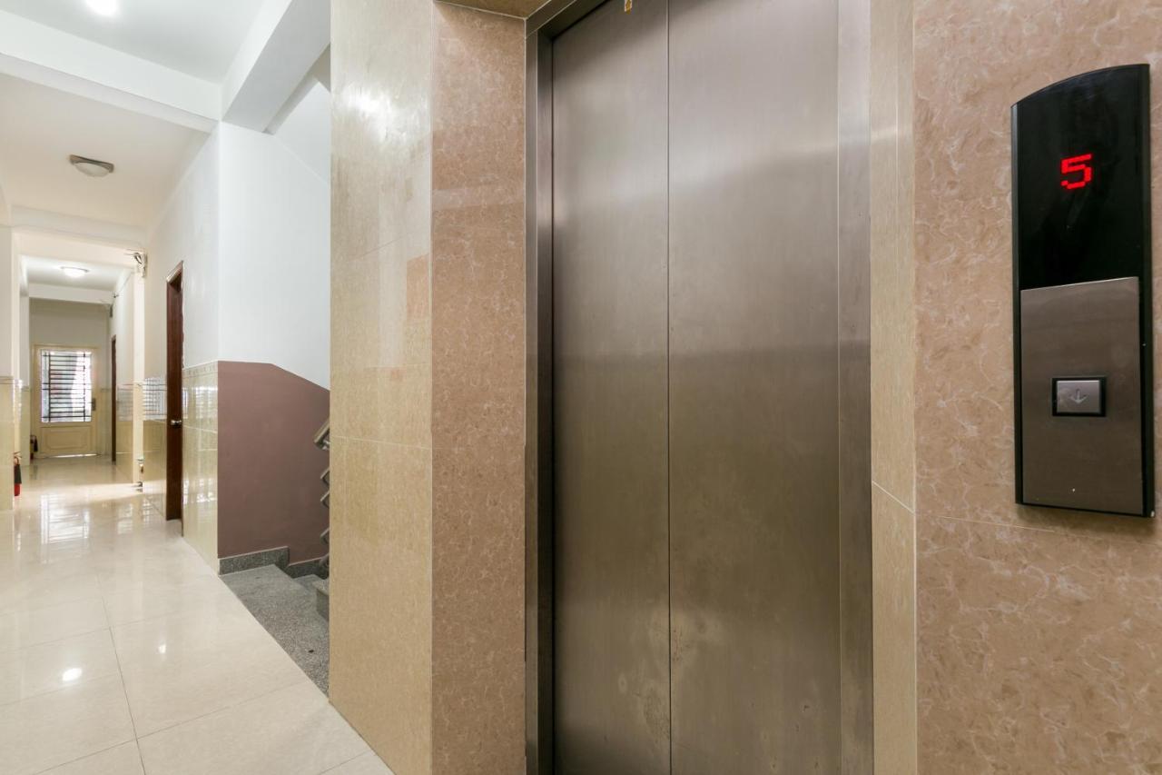 OYO 372 Vy Hà Hotel Thành Pho Ho Chí Minh Esterno foto